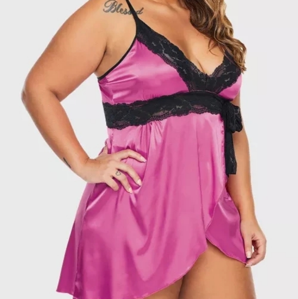 Queen Size Sexy Pink Babydoll Set